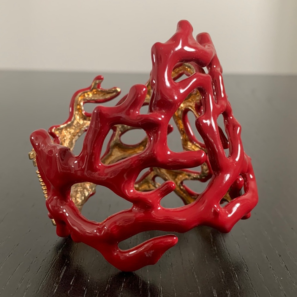 Red coral bracelet